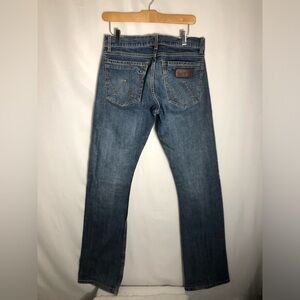 Men’s Wrangler Retro Jeans. Size 29/36. 32” waist.